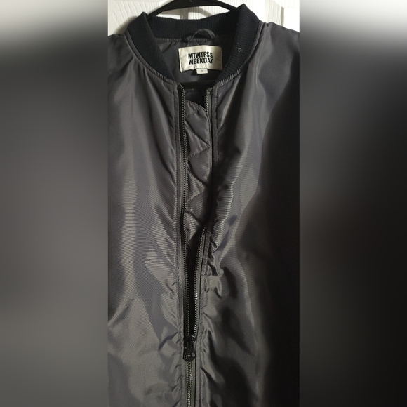 Weekday brand Bomber Jacket UK - Picture 8 of 13